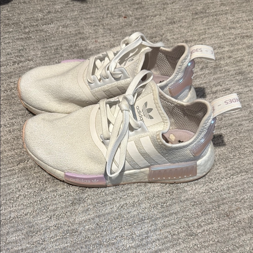 Adidas ultra boost pink and white